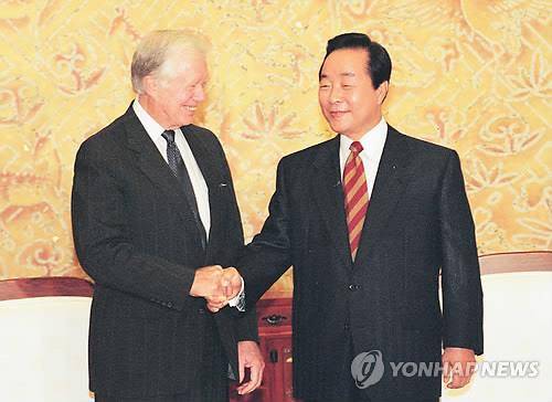 김영삼 전 대통령과 카터 미국 전 대통령 [연합뉴스 자료사진. 재판매 및 DB 금지]