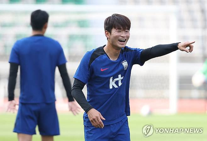 밝은 표정의 김진수 [연합뉴스 자료사진]