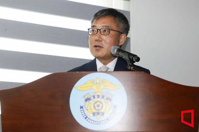 김석우 법무부 장관 직무대행.