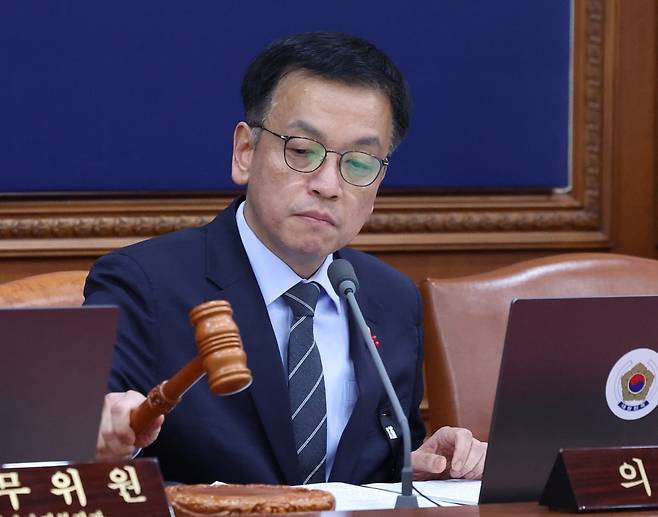 최상목 대통령 권한대행이 31일 정부서울청사에서 국무회의를 주재하고 있다. 연합뉴스