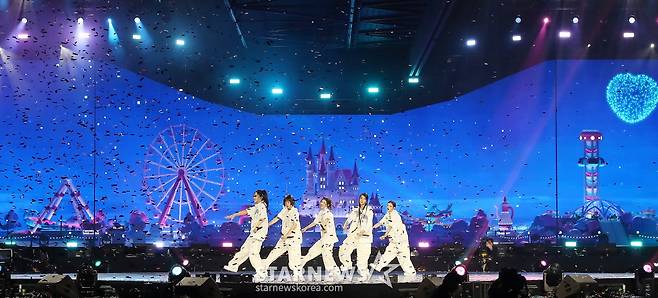 뉴진스 '3년 연속 AAA 대상'[AAA 스페셜 포토]