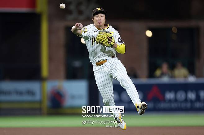 ▲ 글레이버 토레스의 이적으로 주전 2루수를 잃은 양키스는 DJ 르메이유의 2루 복귀도 고려하고 있으나 최근 떨어진 경기력이 걸린다. 그래서 김하성 영입과 꾸준히 연계되고 있다