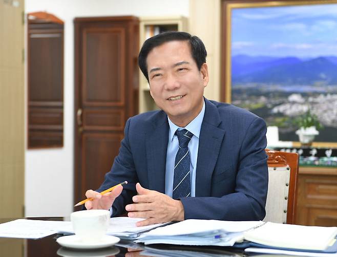 [거창=뉴시스] 거창군청  구인모 거창군수 *재판매 및 DB 금지 *재판매 및 DB 금지