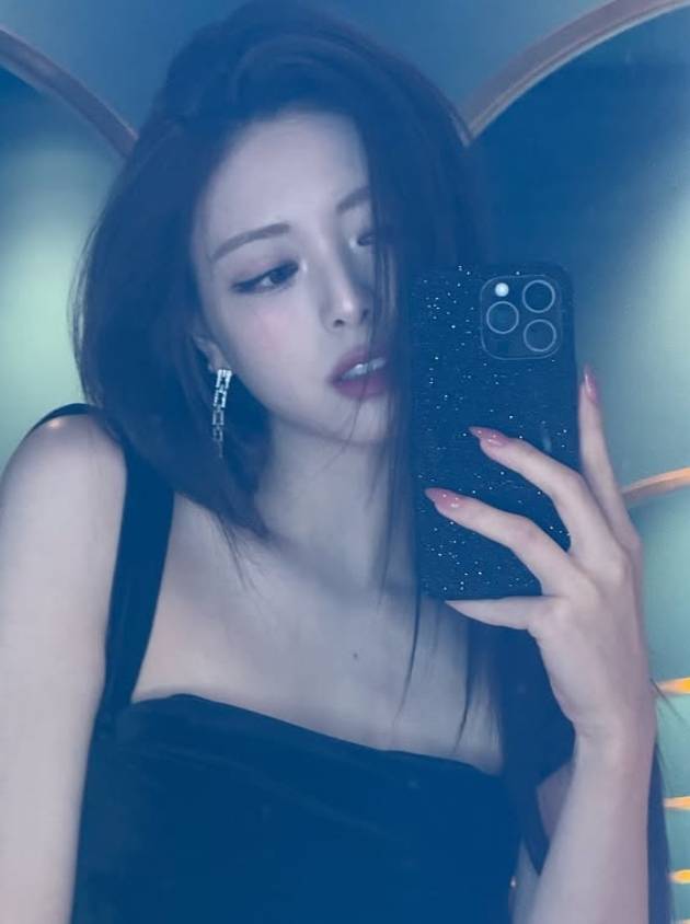 유나 소셜 미디어