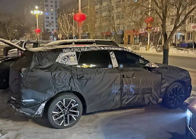 사진 : 볼보 XC50 테스트카 (출처=Newcarscoops)