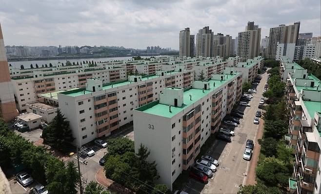 서울 용산구 이촌동 한강맨션 전경. (매경DB)