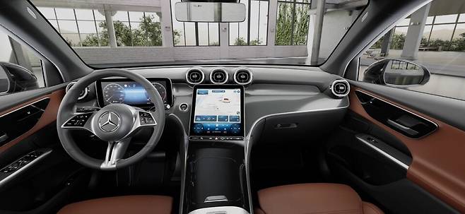 메르세데스-벤츠 GLC 300 4MATIC 아방가르드 인테리어