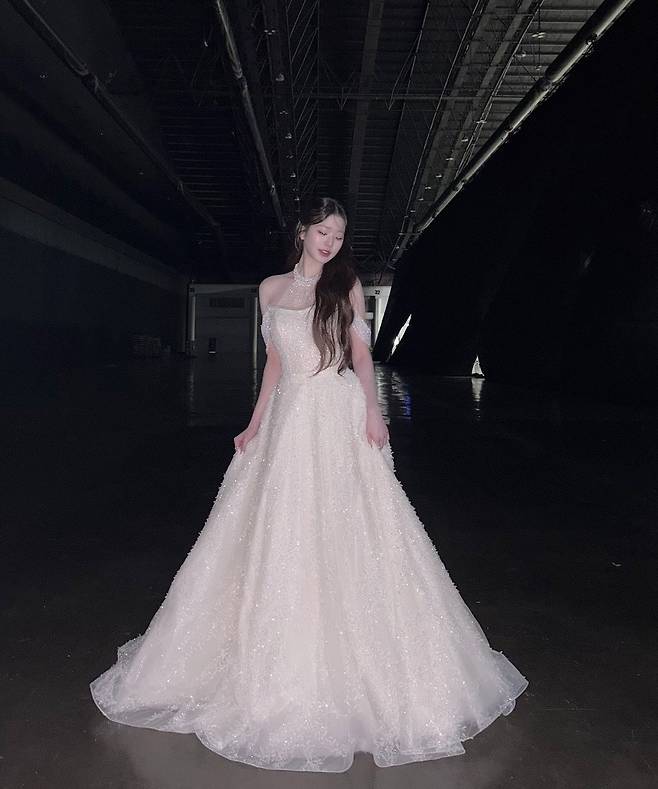 사진출처=장원영SNS