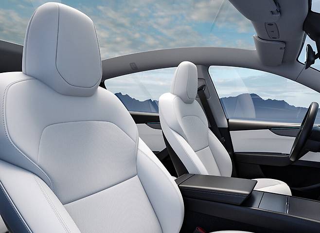 테슬라 모델 Y 주니퍼