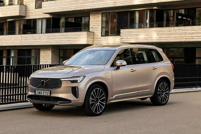 볼보 2025 XC90