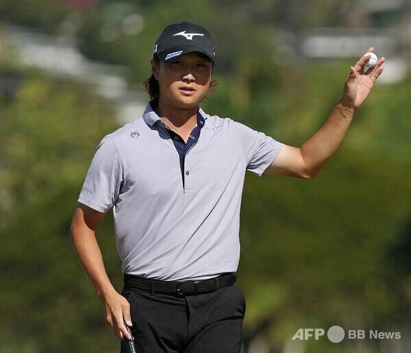 2025년 미국프로골프(PGA) 투어 첫 풀 필드 대회인 소니 오픈 인 하와이 대회에 출전한 일본의 히라타 겐세이가 2라운드에서 경기하는 모습이다. 사진제공=ⓒAFPBBNews = News1