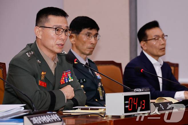 임성근 전 해병대 1사단장이 14일 오후 서울 여의도 국회 법제사법위원회에서 열린 고위공직자범죄수사처 국정감사에서 의원 질의에 답하고 있다. 2024.10.14/뉴스1 ⓒ News1 안은나 기자