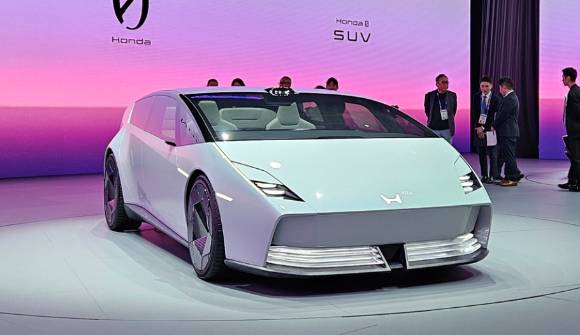 혼다 부스에서 살펴본 자율주행차. [사진=정구민 국민대 교수]