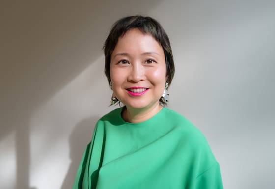 조앤기 뉴욕대(NYU) 미술사대학원(IFA) 원장. 93년 역사상 첫 유색인종 원장이다. 사진 Ross Anthony