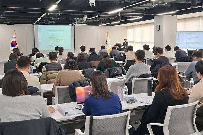 경기도교육청이 올해 교육현장의 중대재해 및 산업재해 예방 교육을 강화한다. 경기도교육청 제공