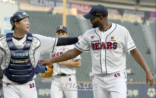 장승현은 1군 백업 포수로 오랜 경험을 쌓았다. 잠실=정시종 기자 capa@edaily.co.kr