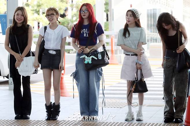 그룹 레드벨벳 조이, 슬기, 웬디, 아이린, 예리가 해외 일정 차 16일 오전 인천국제공항을 통해 출국하고 있다. 2024.08.16 /사진=임성균