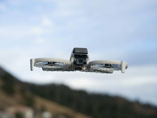 DJI 올인원 브이로그 카메라 드론 플립 (사진=DJI)