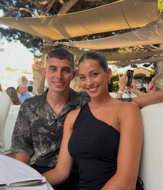 카이 하베르츠와 그의 아내 소피아(오른쪽). /사진=소피아 사회관계망서비스(SNS)