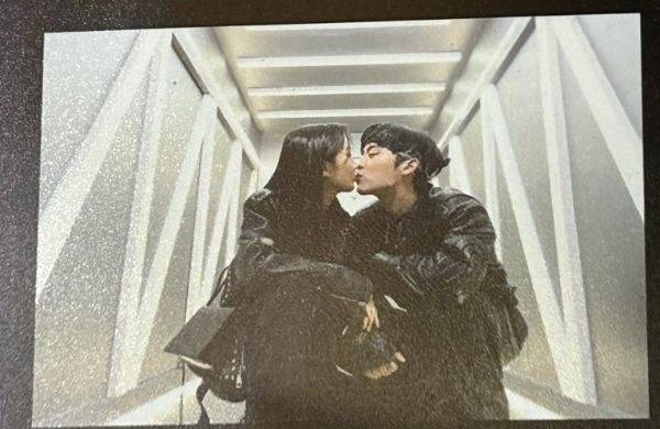 그놈은 흑염룡 배우 문가영, 최현욱 / 온라인 커뮤니티