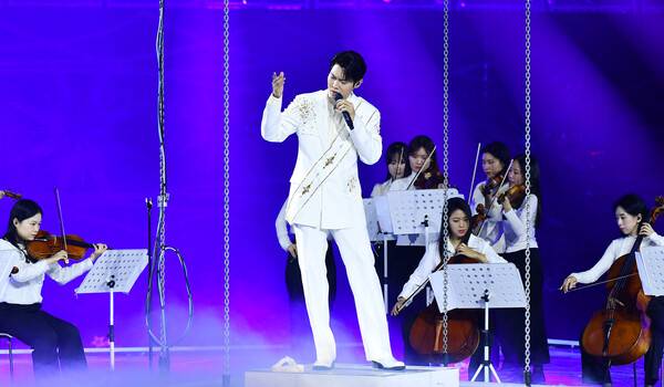 ‘2024 SBS 트롯대전’ 손태진 무대 (출처: SBS)