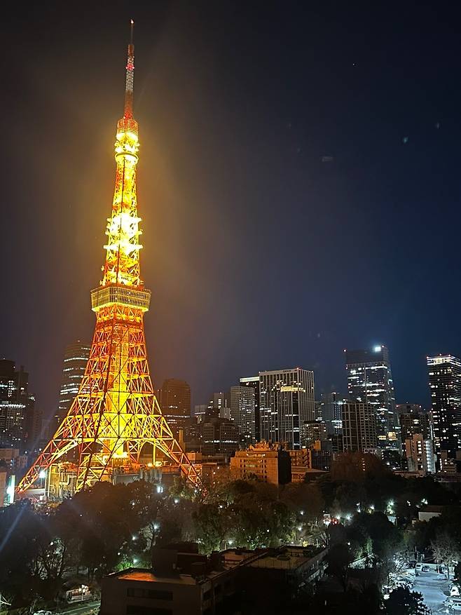 AB9B5F88-A0CD-4E8D-A3EC-26D547C58368.jpeg 도쿄타워와 스카이트리를 동시에 바로 옆에서 볼수 있는 호텔