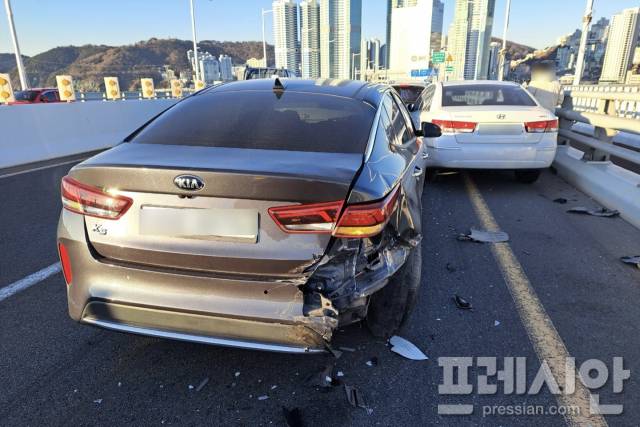 ▲ 5중 추돌 사고 현장. ⓒ부산영도경찰서