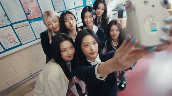 베이비몬스터, ’Really Like You’ 하이틴 감성 MV (제공: YG엔터테인먼트)