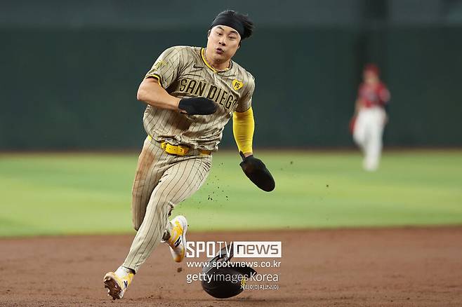 ▲ 유격수와 2루수, 3루수로도 뛸 수 있는 김하성은 뉴욕 양키스, 애틀랜타 브레이브스 등 여러 구단들과 연계되고 있다.