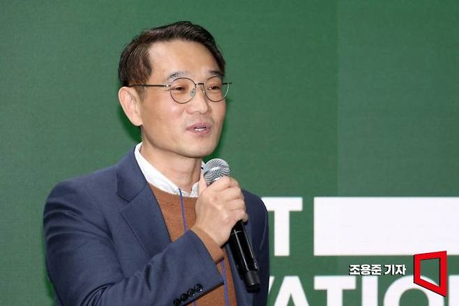 마영민 넥스트엘레베이션 대표가 20일 서울 강남구 팁스타운 팁스홀에서 넥스트엘레베이션과 씨엔티테크가 주최한 '리프 스타트 데모 데이'에 참석, 개회사를 하고 있다. 조용준 기자