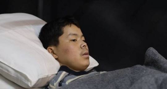 우크라이나군의 신문을 받는 북한군. 젤렌스키 대통령 X 캡처