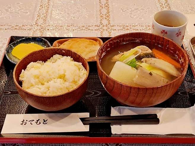 1d94f308ccf107f43eed83e547837602e64a7c6ae8a51d58c1f0637df19713f50a7005e999ea0b347089