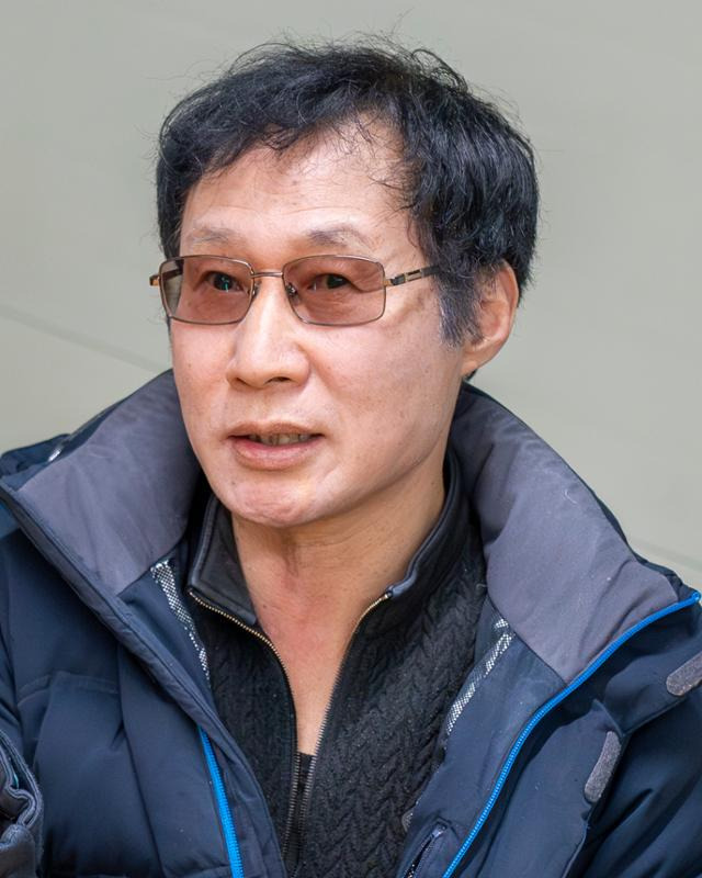 신윤용 포도 농부