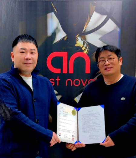 (사진 왼쪽부터)아스트노바의 김형준 대표와 한상국 기술이사/사진제공=아스트노바