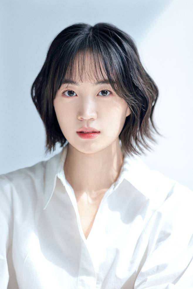 배우 이하은 빌리언스