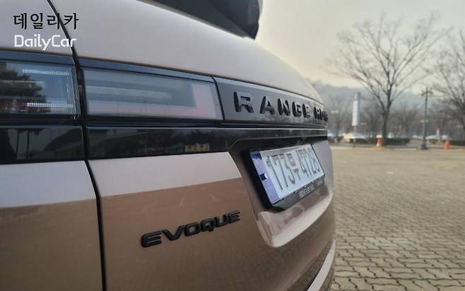 랜드로버 레인지로버 이보크 (리어 뷰, 리어램프)