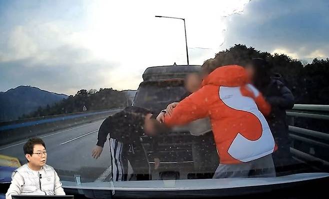 [유튜브 채널 ‘한문철 TV’]