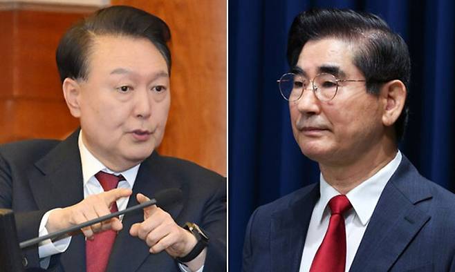 윤석열 대통령, 김용현 전 국방장관(왼쪽부터). 뉴시스