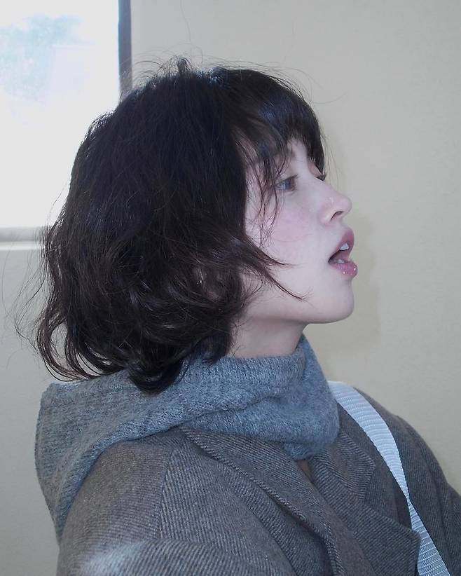 하지수. SNS 캡처