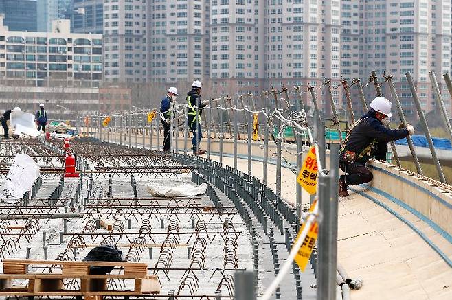 수도권의 한 공사현장의 모습 [연합]