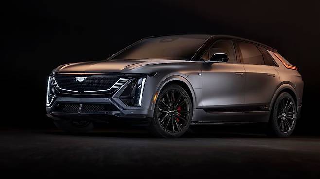 2025 캐딜락 리릭V
