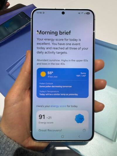 새로운 '나우 브리프(Now Brief)' 기능은 사용자의 스마트폰 사용 패턴과 데이터를 분석해 개인화된 맞춤형 정보 브리핑을 제공한다.(사진=지디넷코리아)