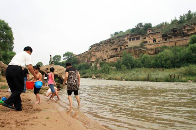 홍석협을 흐르는 유계하. ⓒ최종명