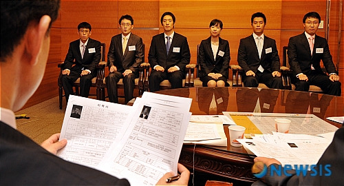 대한건설협회 채용박람회 모의 면접 장면. 뉴시스DB