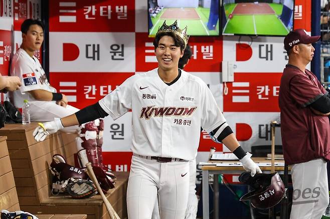 ▲ 팀이 외국인 타자 2명을 영입하며 장재영의 입지는 자연히 좁아졌지만, 팀의 장기적 미래를 생각하면 장재영의 타격 재능 폭발은 반드시 필요하다. ⓒ키움 히어로즈