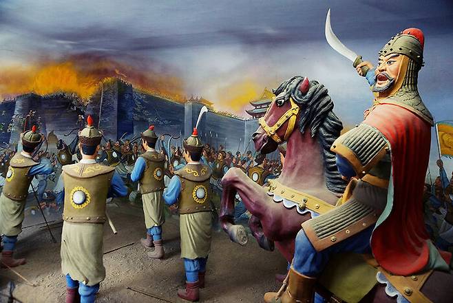 몽골군은 서하에 대한 무자비한 학살과 파괴를 감행했다.