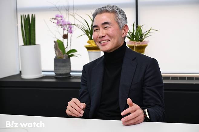 장현국 액션스퀘어 대표가 인터뷰를 하고 있다./사진=이명근 기자 qwe123@