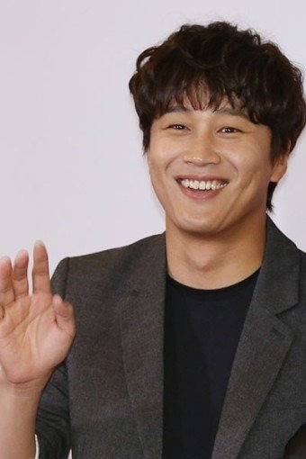 게스트로 예능나올때와 고정으로 나올때가 180도 다른 배우