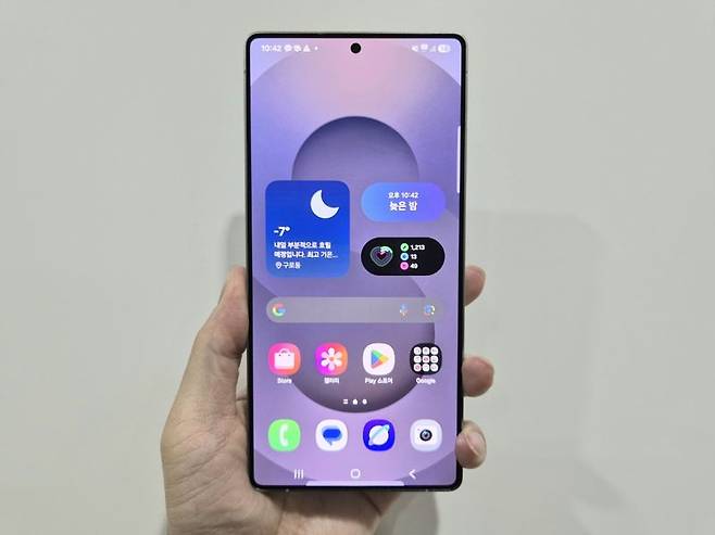 갤럭시 S25 울트라, 디자인·성능·가격 다 잡았다