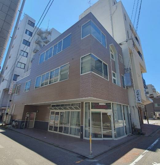 오는 4월29일 일본 이시카와현 가나자와시에 윤봉길 의사 순국지와 암장지 등을 안내하는 추모 안내관이 문을 연다. 사진은 추모안내관이 들어서게 될 건물. 사진 김광만 전 KBS 객원연구원 제공